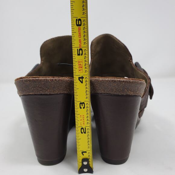 🤎 OTBT Rusk Brown Leather Buckle Wedge Mules 10 - Picture 3 of 13